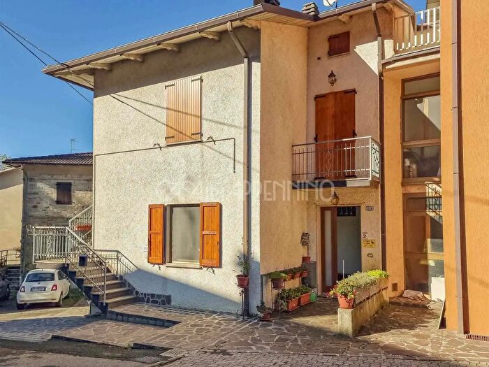 Appartamento trilocale in vendita in Palagano