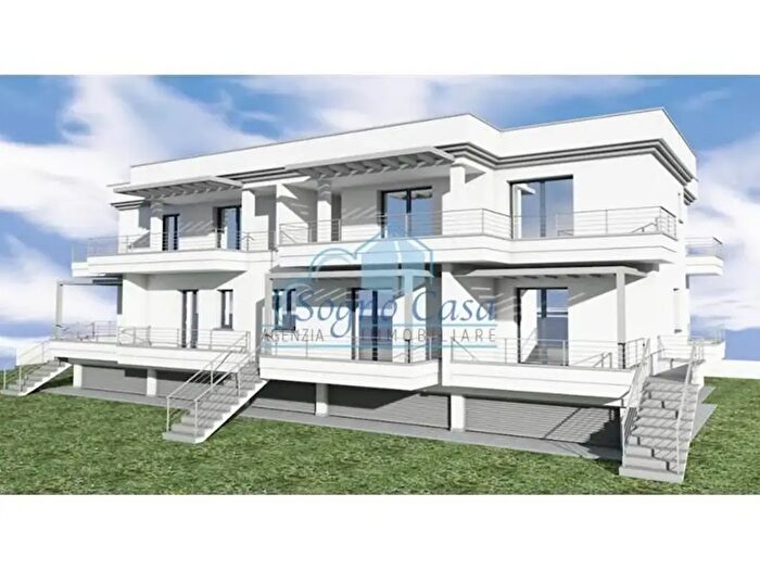 Appartamento trilocale in vendita in Carrara