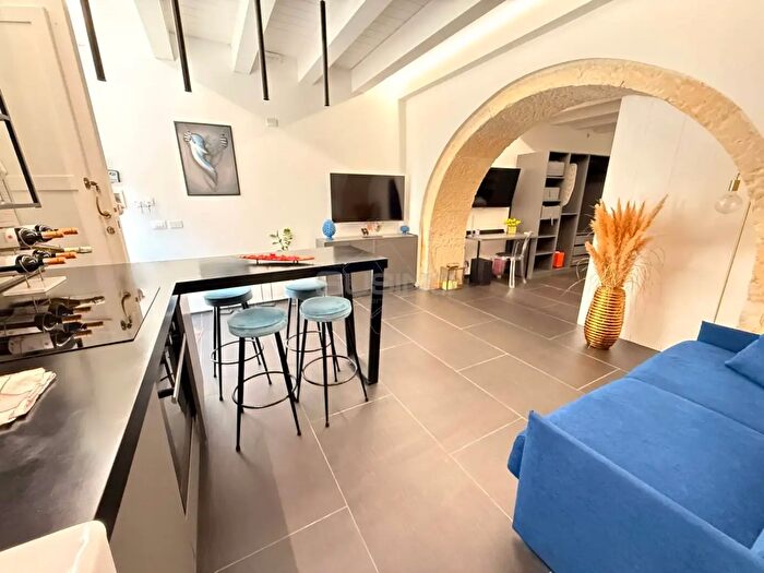 Appartamento bilocale in vendita in Piazza del Precursore, Siracusa