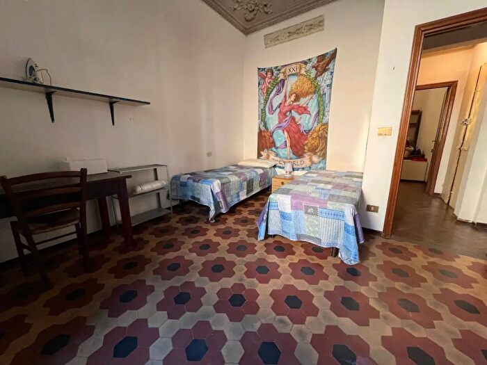 Appartamento trilocale in affitto in Via Guglielmo Oberdan, Pisa