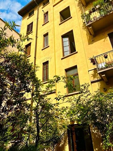 Appartamento bilocale in affitto in Via Costanza, Washington, Milano