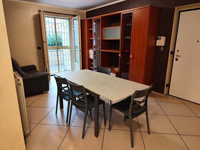 Appartamento trilocale in affitto in San Paolo, Torino