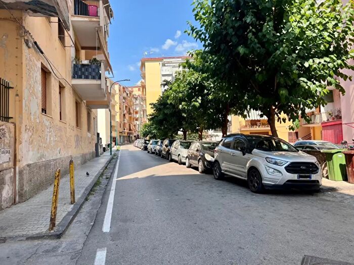 Appartamento trilocale in vendita in Via Ignazio Sorrentino, Torre Del Greco