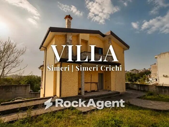 Casa quadrilocale in vendita in Via Foderaro, Simeri Crichi