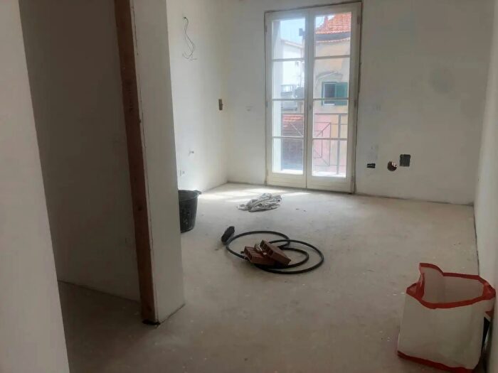 Appartamento con 5 locali in vendita in Via U della Bianca, Pontedera