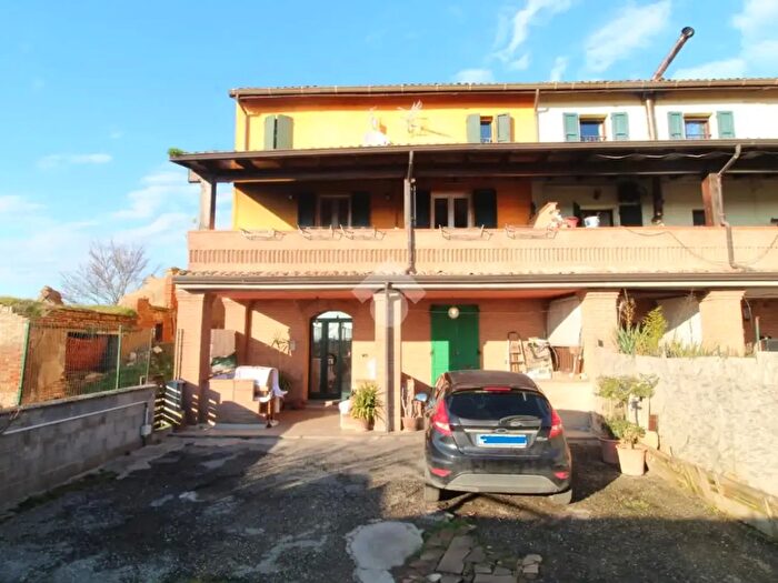 Casa trilocale in vendita in Via Ponte Forca, Cadelbosco Di Sopra
