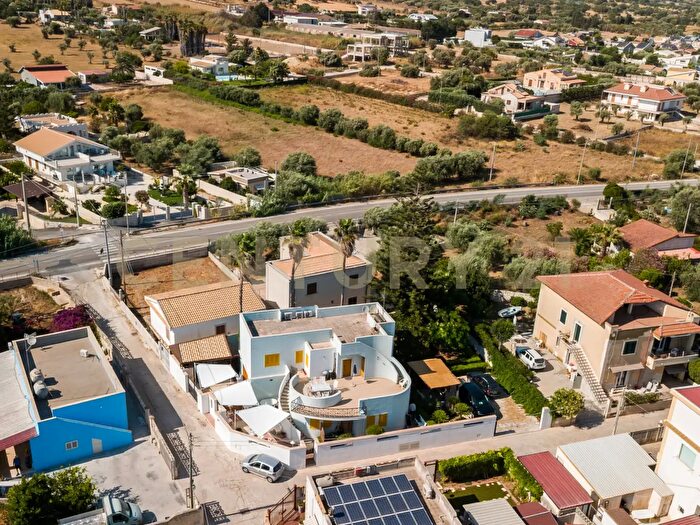 Casa con 9 locali in vendita in Sp, Pozzallo