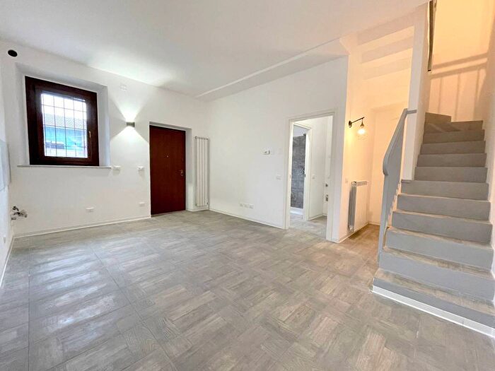 Appartamento trilocale in affitto in Via Alessandro Manzoni, Centro, Cornaredo