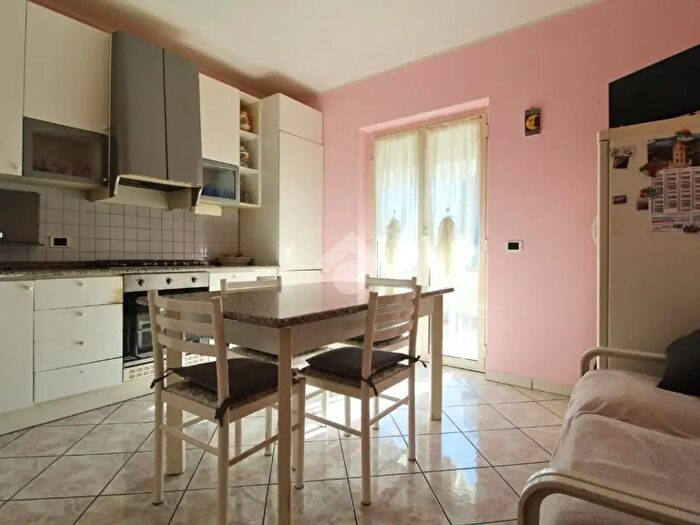 Appartamento con 5 locali in vendita in Viale Europa, Campli