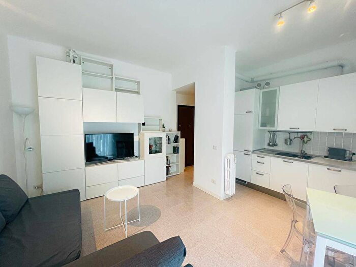 Appartamento bilocale in affitto in Via Pigello Portinari, Greco Segnano, Milano