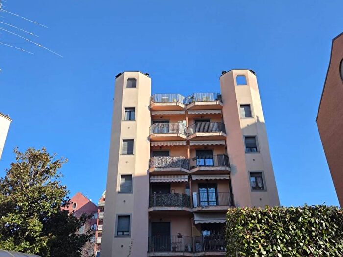 Appartamento monolocale in affitto in Via Enrico Cialdini, Affori, Milano