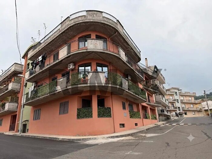 Appartamento quadrilocale in vendita in Via Mazzaglia, Mascali