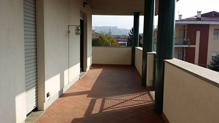 Appartamento quadrilocale in vendita in Via Alba Mondovi, Mondovi