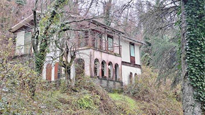 Casa con 6 locali in vendita in Località Rovegno, Rovegno