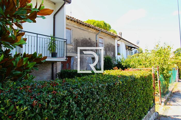 Casa in vendita in Via Faentina Ravenna, Ravenna