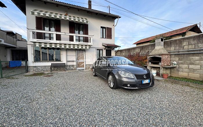 Casa con 5 locali in vendita in Via Quintino Sella, Valdengo