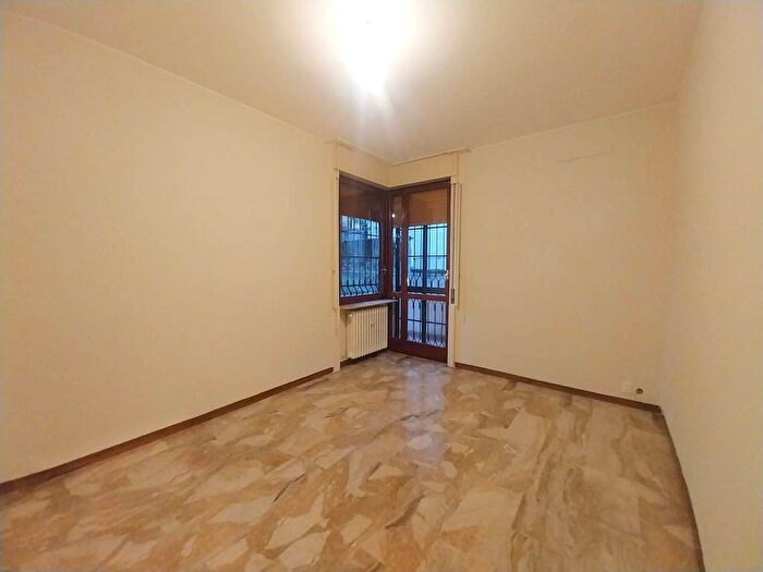 Appartamento bilocale in affitto in Via Monferrato, Washington, Milano