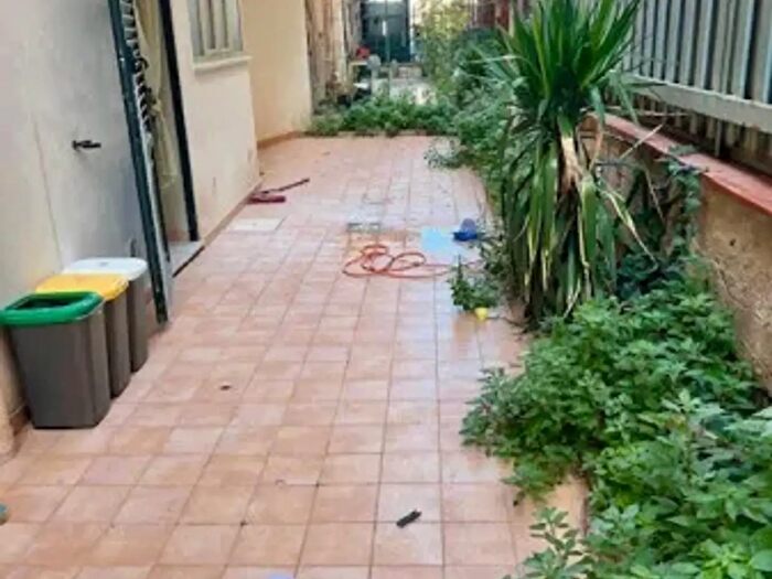 Appartamento trilocale in vendita in Via Tito Livio, Bagheria