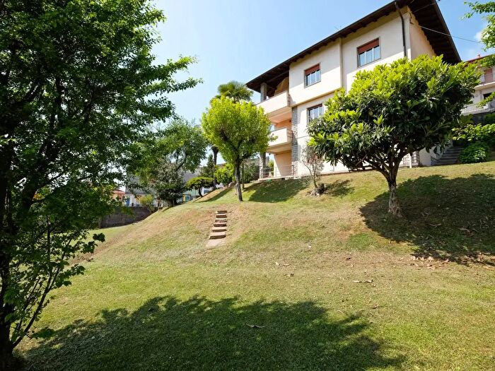 Casa con 7 locali in vendita in Via Castello Rescanzi, Almenno San Bartolomeo