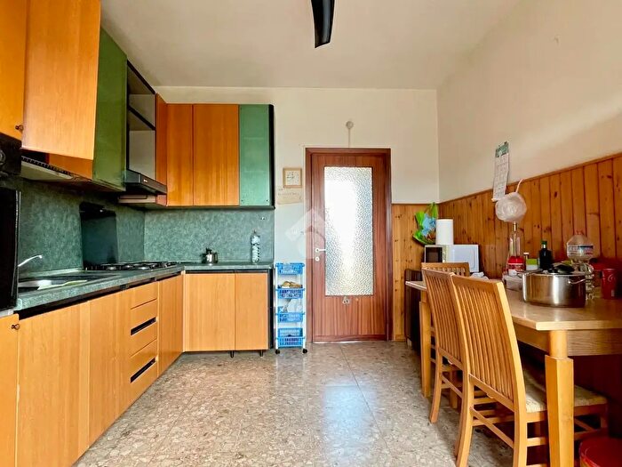 Appartamento quadrilocale in vendita in Via dei Mille, Selvazzano Dentro