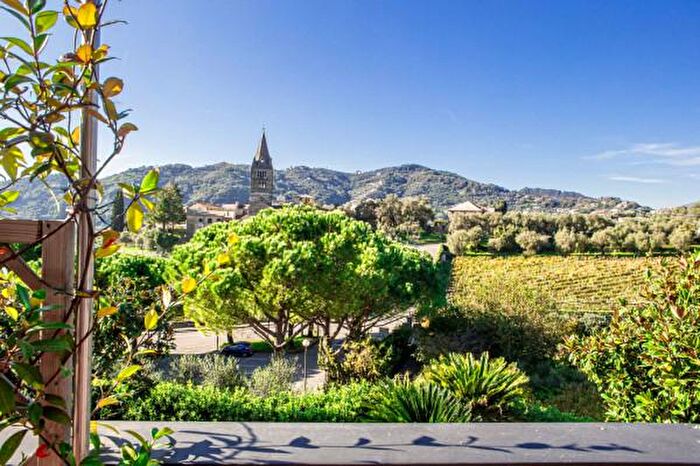 Casa con 6 locali in affitto in Via Bertulla a, Cogorno