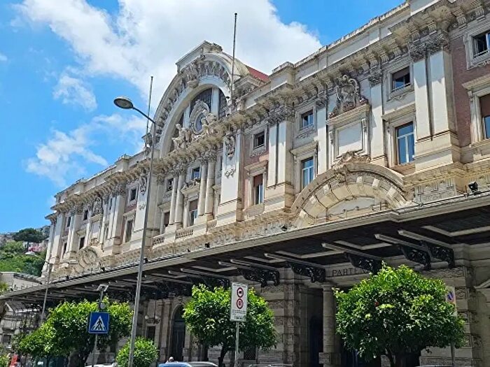 Appartamento bilocale in affitto in Corso Vittorio Emanuele, Napoli