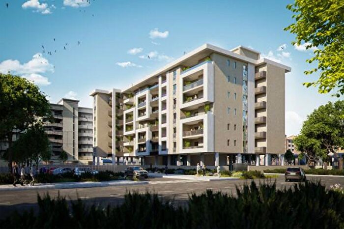 Appartamento con 5 locali in vendita in Latina