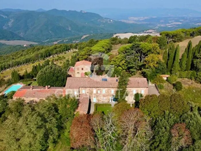 Casa con 6 locali in vendita in Località Podere Le Vignacce, Pomarance
