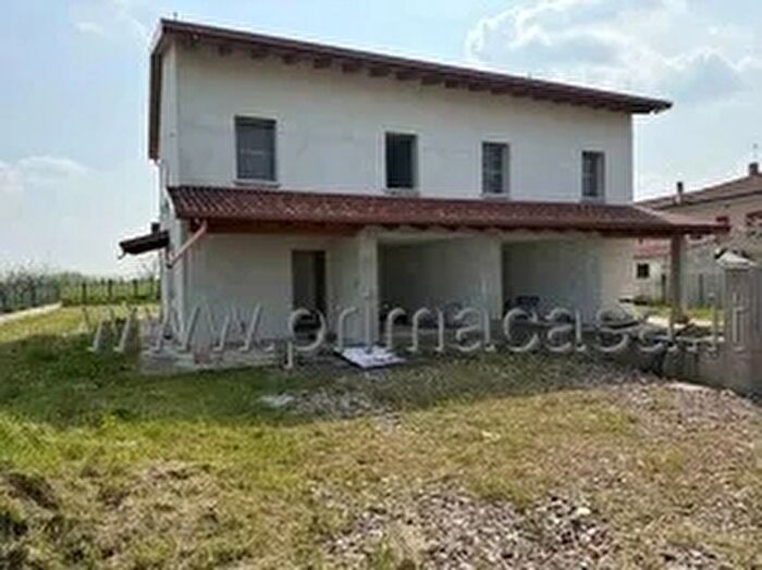 Casa quadrilocale in vendita in Via Moceniga, Albettone