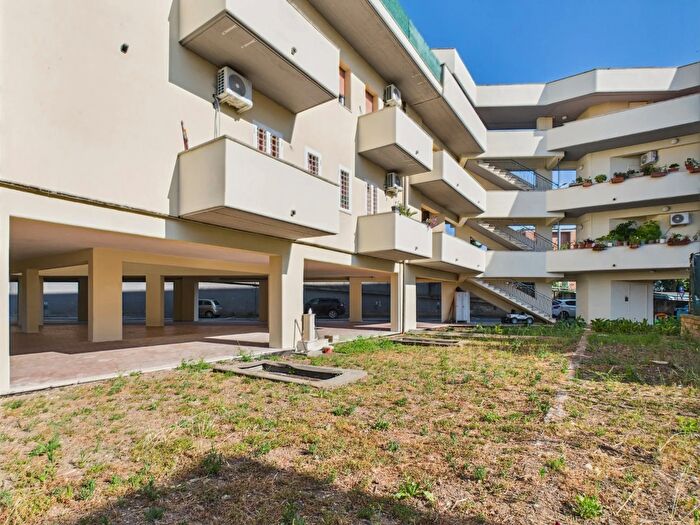 Appartamento bilocale in vendita in Via Portuense, Roma