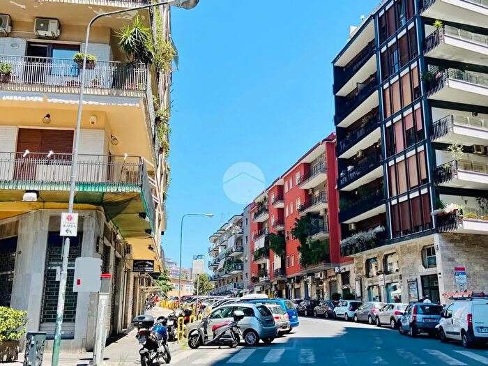 Appartamento monolocale in vendita in Via Vincenzo Arangio Ruiz, Napoli