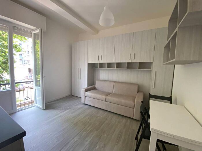 Appartamento monolocale in affitto in Via Giuseppe Cuzzi, Certosa, Milano