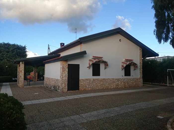 Casa trilocale in vendita in Strada Esterna Piede Piccolo, Corato