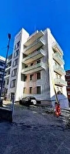 Appartamento con 6 locali in vendita in Via Luigi Colazilli Chieti Ch, Chieti