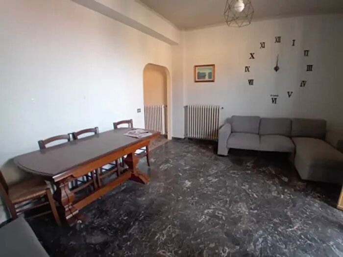 Appartamento quadrilocale in vendita in Piazza Emilio Landi, Greve In Chianti