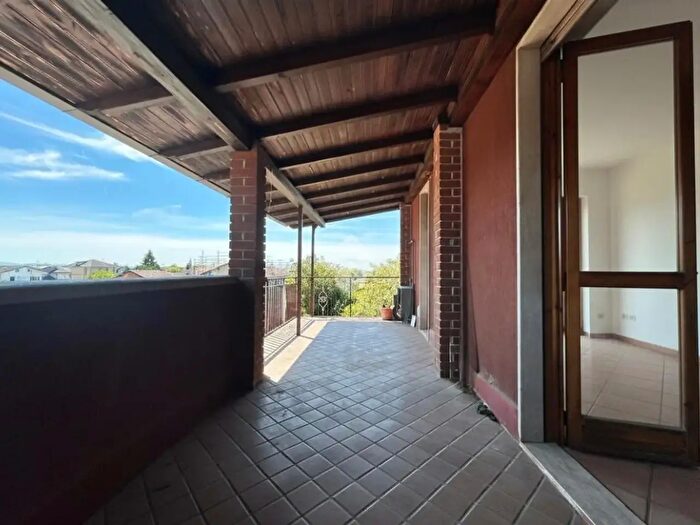 Appartamento trilocale in vendita in Via Vecchia Novi, Basaluzzo