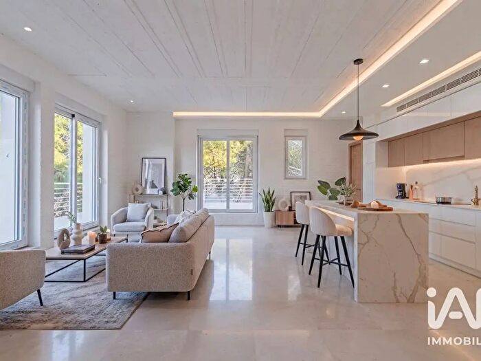 Appartamento con 5 locali in vendita in Via Giovanni XXIII, Civitanova Marche