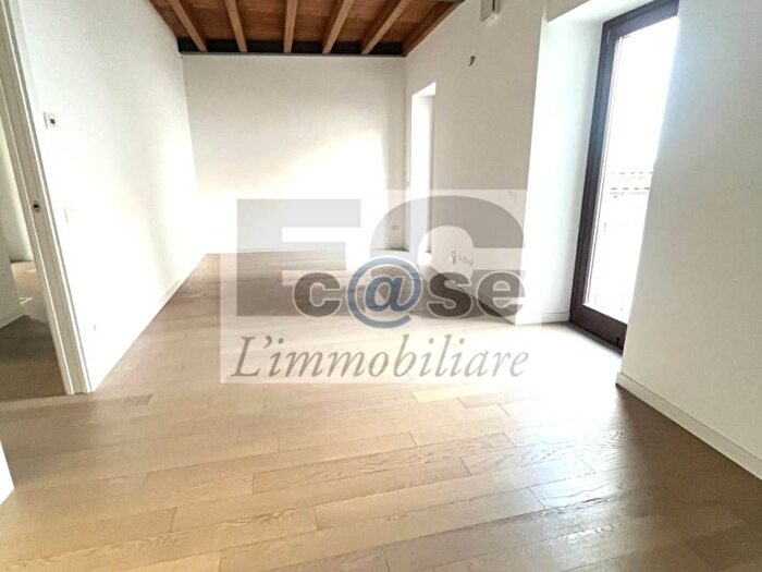 Appartamento trilocale in affitto in Via Anton Francesco Frisi, Grazie Vecchie Boschetti Reali, Monza