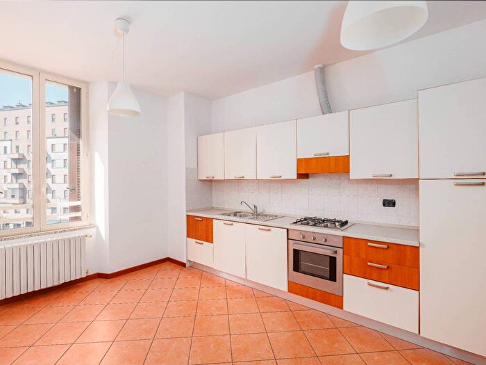 Appartamento trilocale in affitto in Viale Umbria, Martini Insubria, Milano