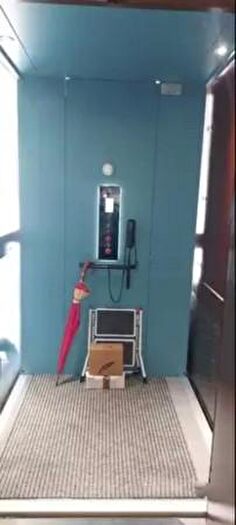 Casa quadrilocale in vendita in Frazione Rhins, Roisan