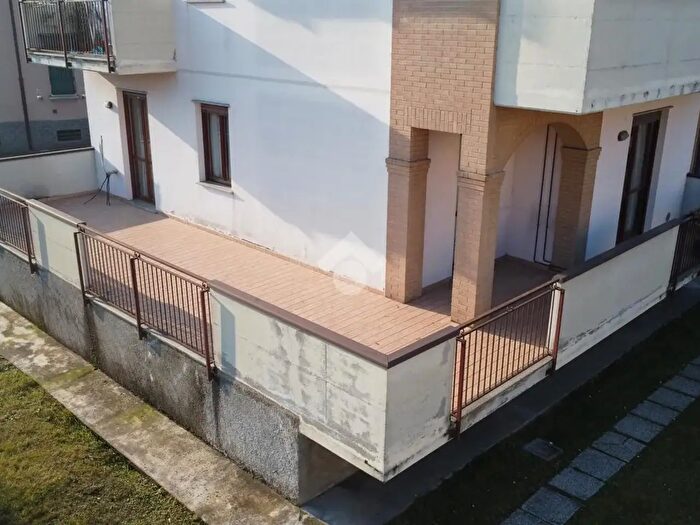 Appartamento trilocale in vendita in Via Cialdini, San Vittore Olona