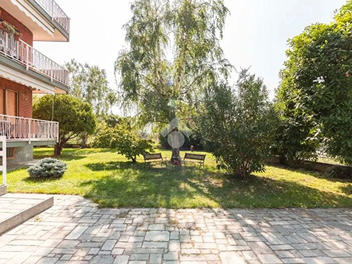 Appartamento trilocale in vendita in Via San Maurizio, Cirie'