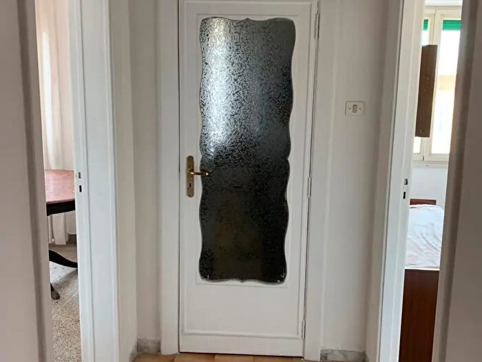 Appartamento bilocale in affitto in Piazza Immacolata, Napoli