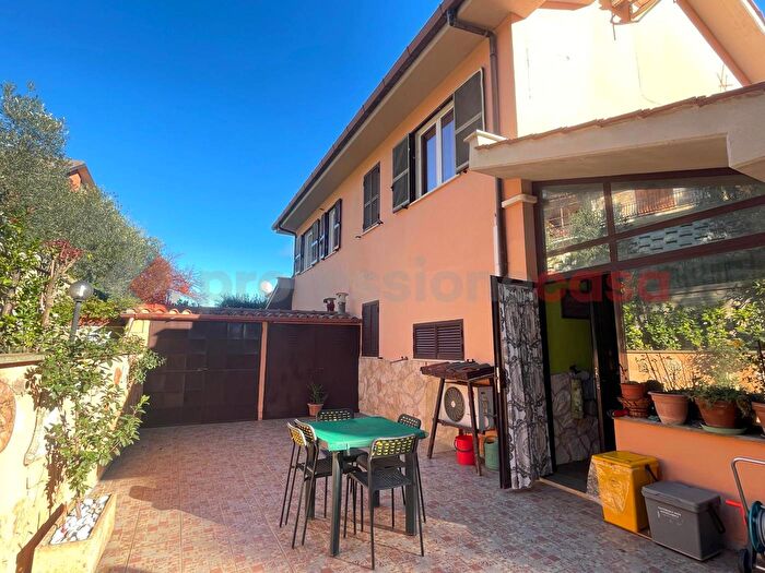 Casa quadrilocale in vendita in Via delle Pianelle, Ciciliano