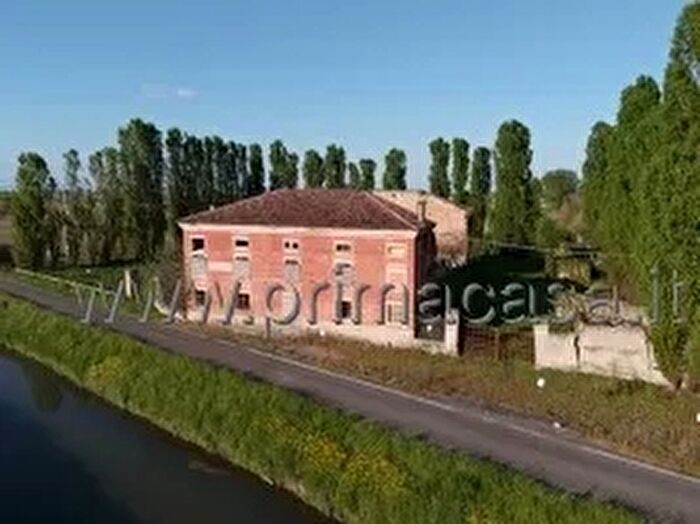 Casa monolocale in vendita in Via Menago, Casaleone