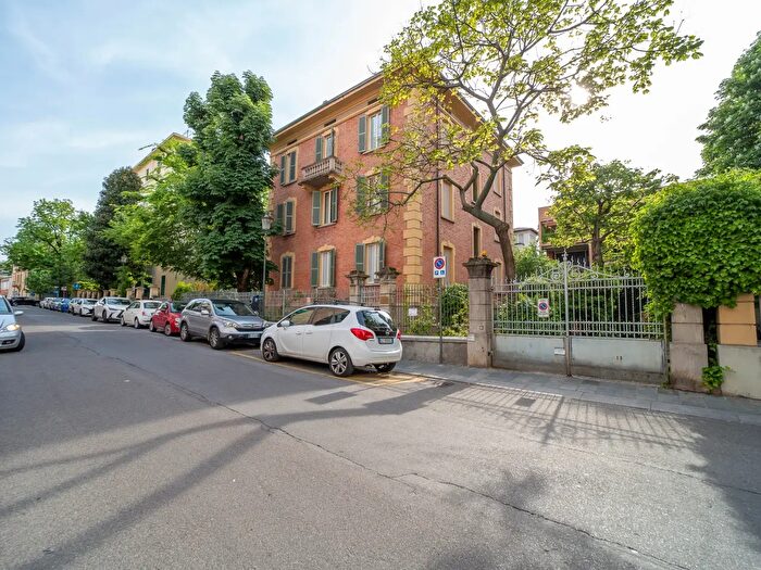 Appartamento quadrilocale in affitto in Via Goito, Parma