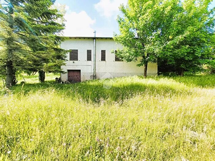 Casa trilocale in vendita in Frazione Sottovalle, Arquata Scrivia
