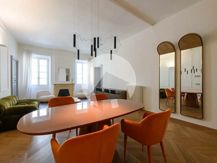Appartamento con 7 locali in affitto in Borgo Santa Brigida, Parma