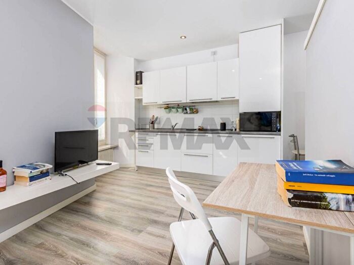 Appartamento con 5 locali in affitto in via broseta, Centro, Bergamo