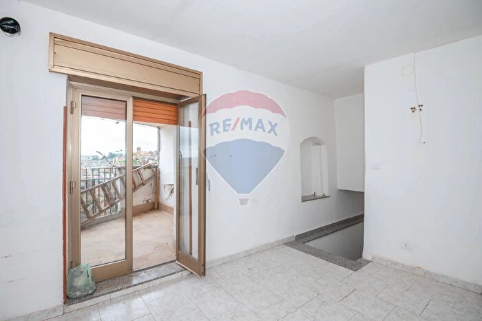 Casa trilocale in vendita in Via Lesina, Caltagirone